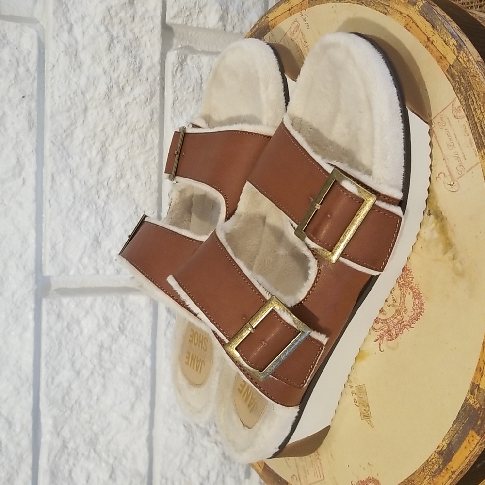 JANE AND THE SHOE JESSICA FUR LINED TWO BAND FOOTBED SANDAL SIZE 8